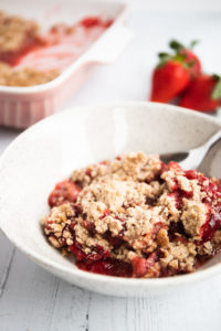 strawberry crumble