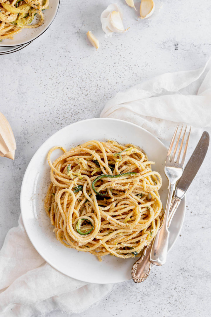 Vegan Spaghetti Carbonara - Spoonful of Kindness