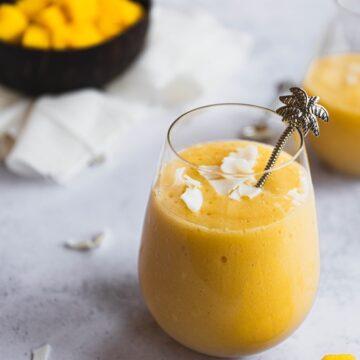 Coconut Mango Smoothie