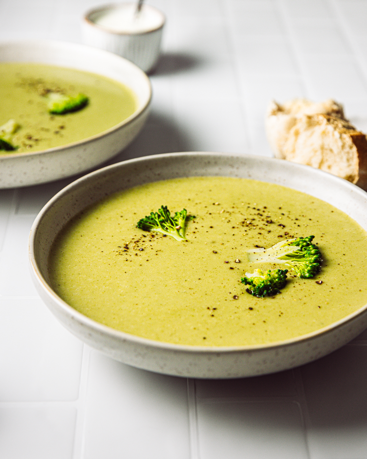 creamy vegan broccoli soup